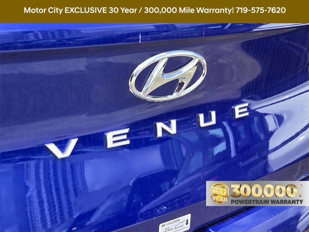 New 2025 Hyundai Venue SE image 6