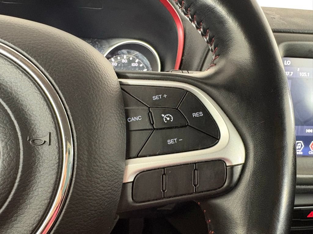 Used 2020 Jeep Compass Trailhawk AWD/4WD image 22