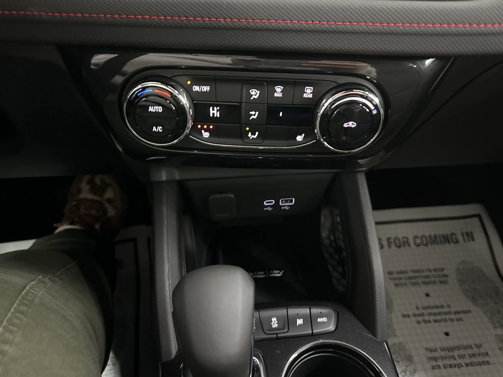 New 2026 Chevrolet TrailBlazer RS w/ Convenience Package AWD/4WD image 39