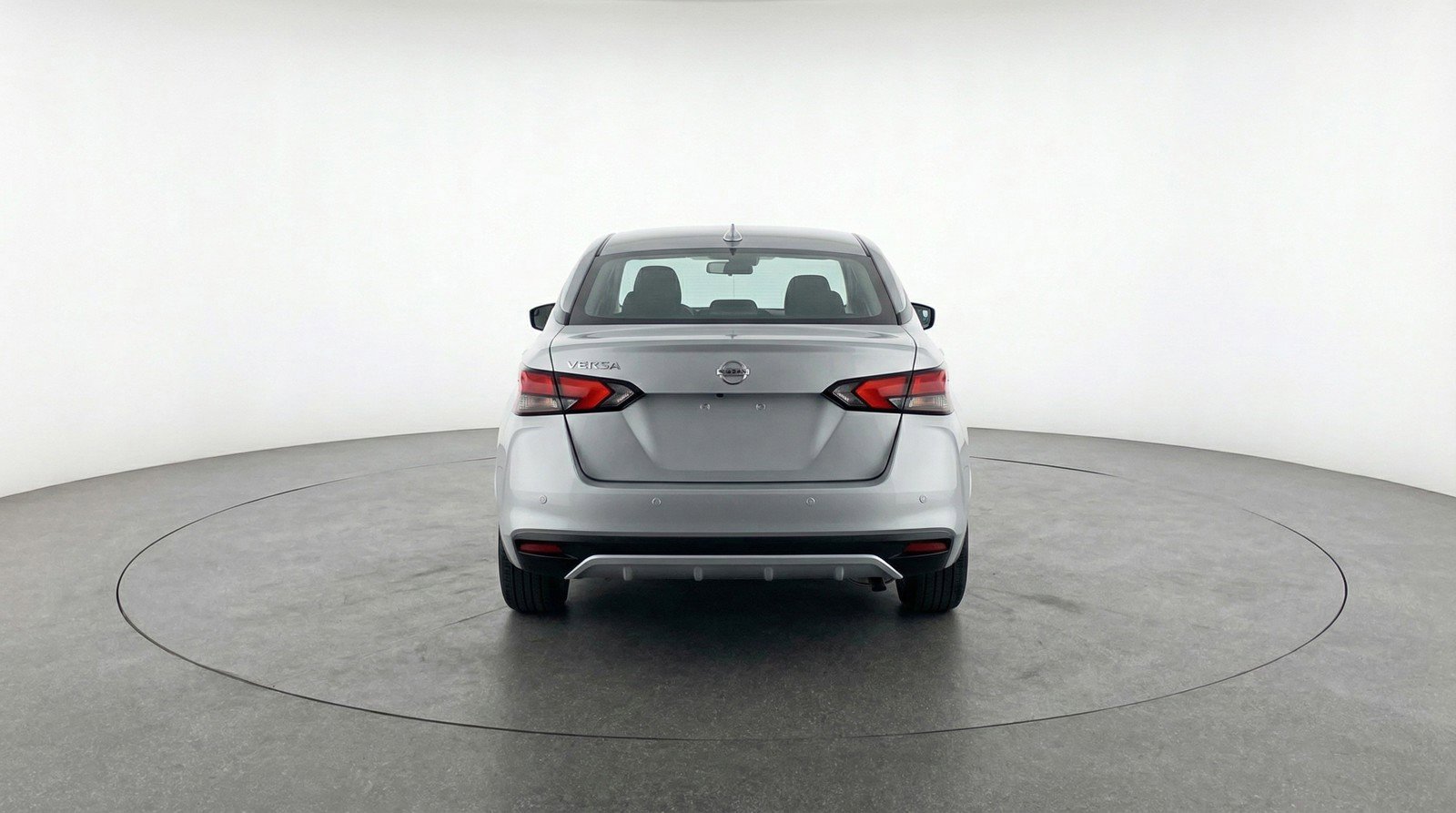 Used 2025 Nissan Versa SV image 7