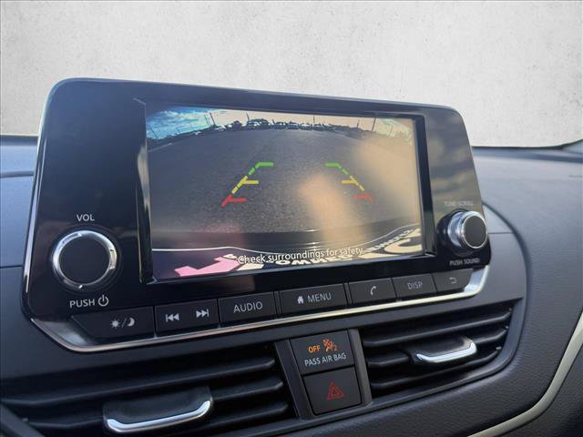 Used 2024 Nissan Altima 2.5 S FWD image 17