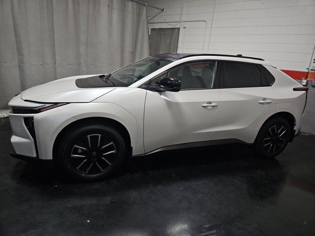 New 2026 Toyota bZ FWD image 4