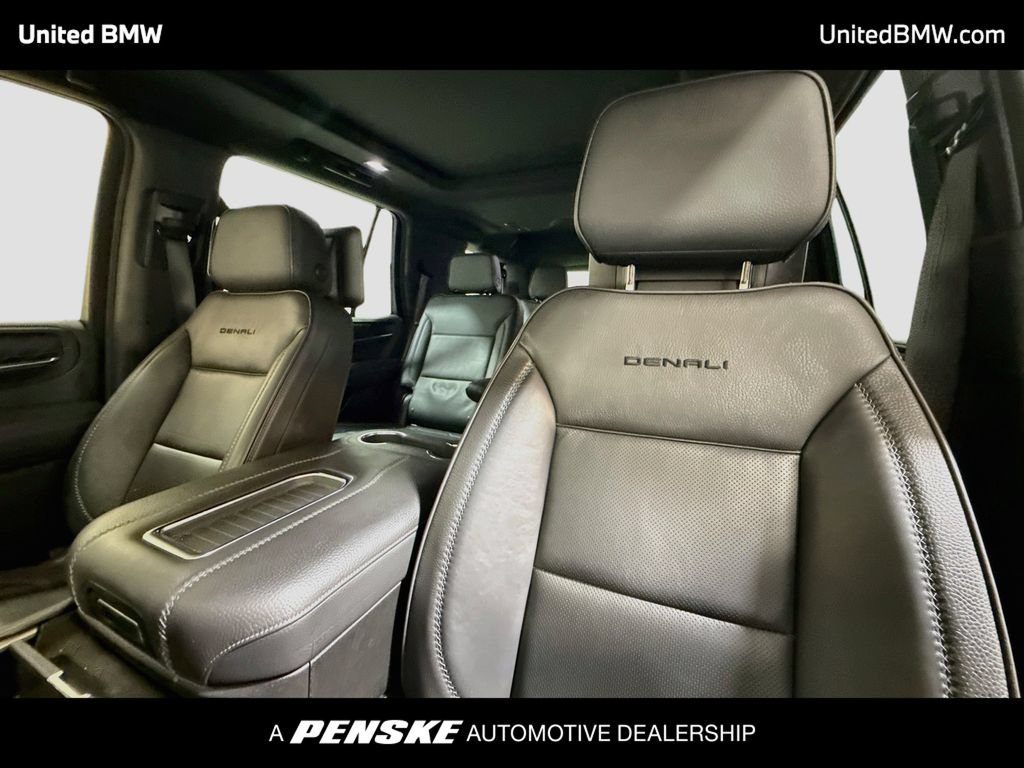 Used 2021 GMC Yukon Denali AWD/4WD image 5