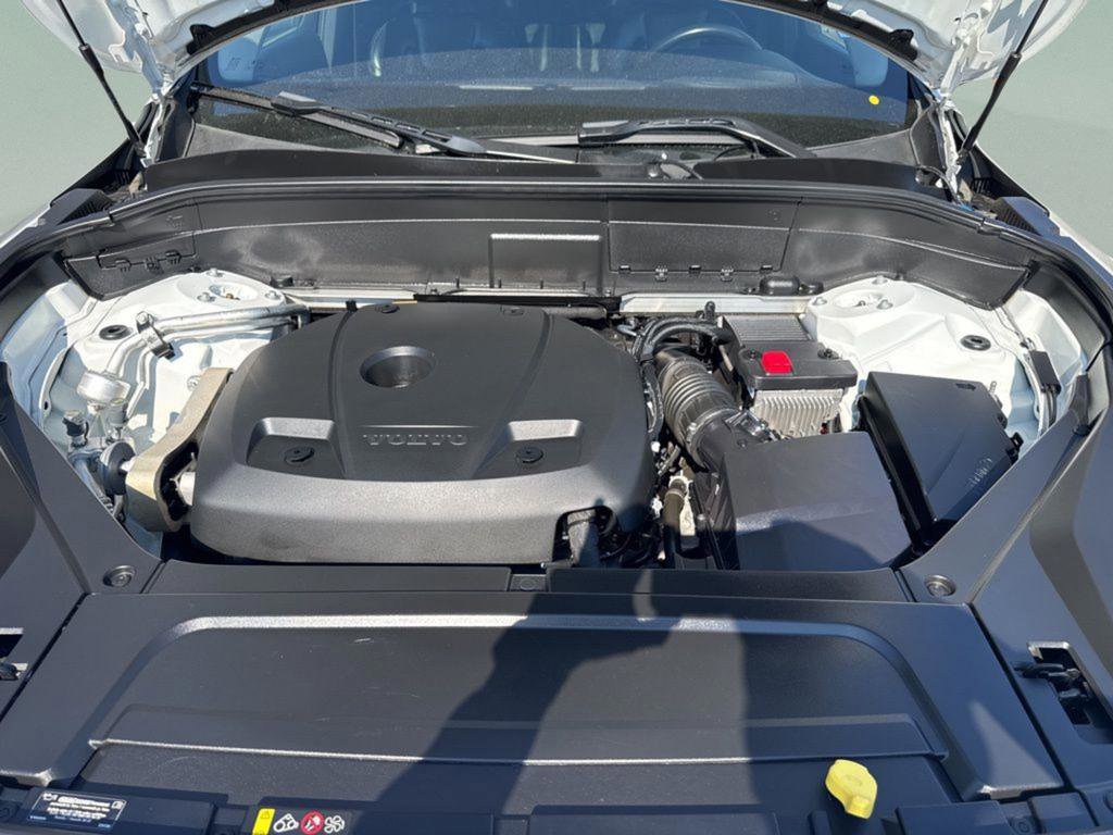 Used 2021 Volvo XC90 T6 Inscription w/ Climate Package image 38