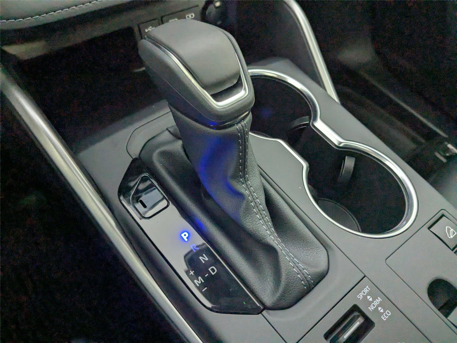 New 2026 Toyota Highlander XSE image 18