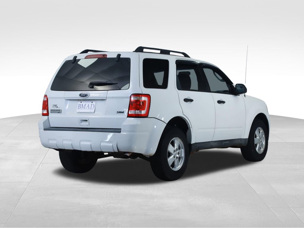 Used 2010 Ford Escape XLT AWD/4WD image 8