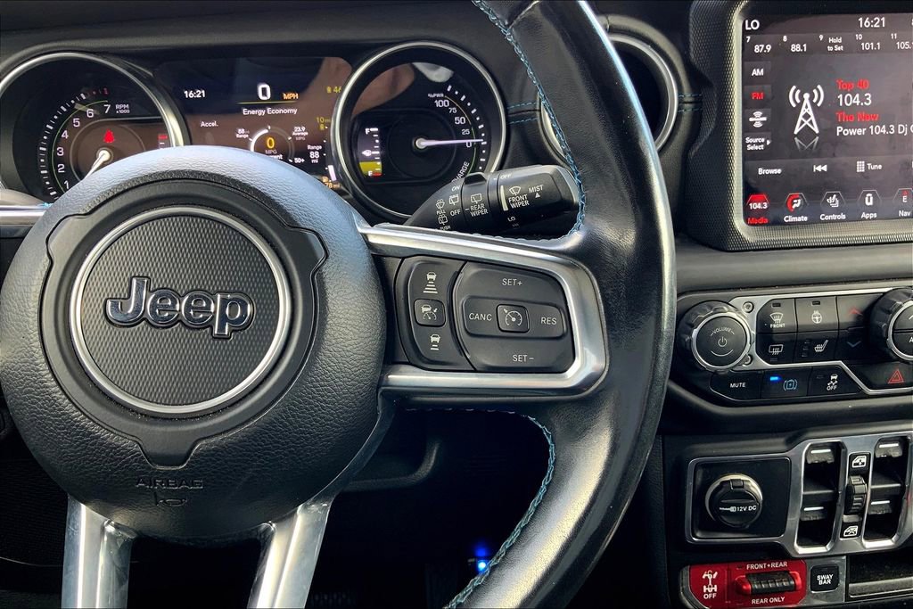 Used 2021 Jeep Wrangler Unlimited Rubicon 4xe w/ Dual Top Group image 19