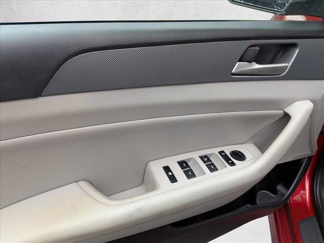 Used 2018 Hyundai Sonata SEL FWD image 15