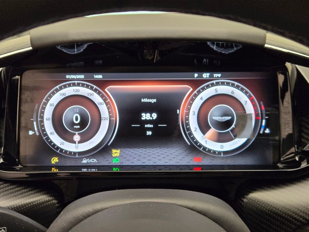 New 2025 Aston Martin Vanquish RWD image 32