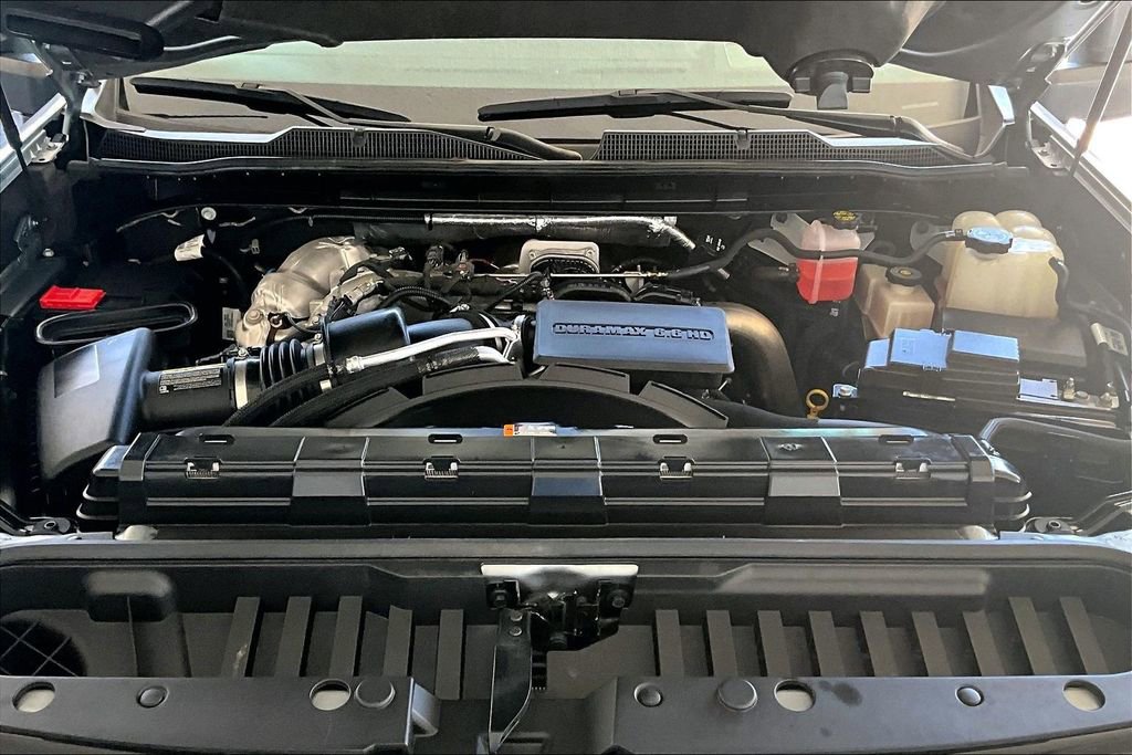 Used 2024 Chevrolet Silverado 2500 LTZ w/ LTZ Plus Package AWD/4WD image 31