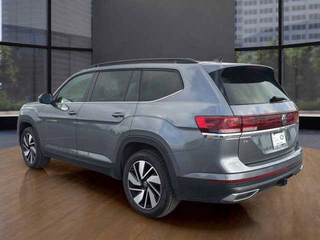 Used 2025 Volkswagen Atlas SE FWD image 15