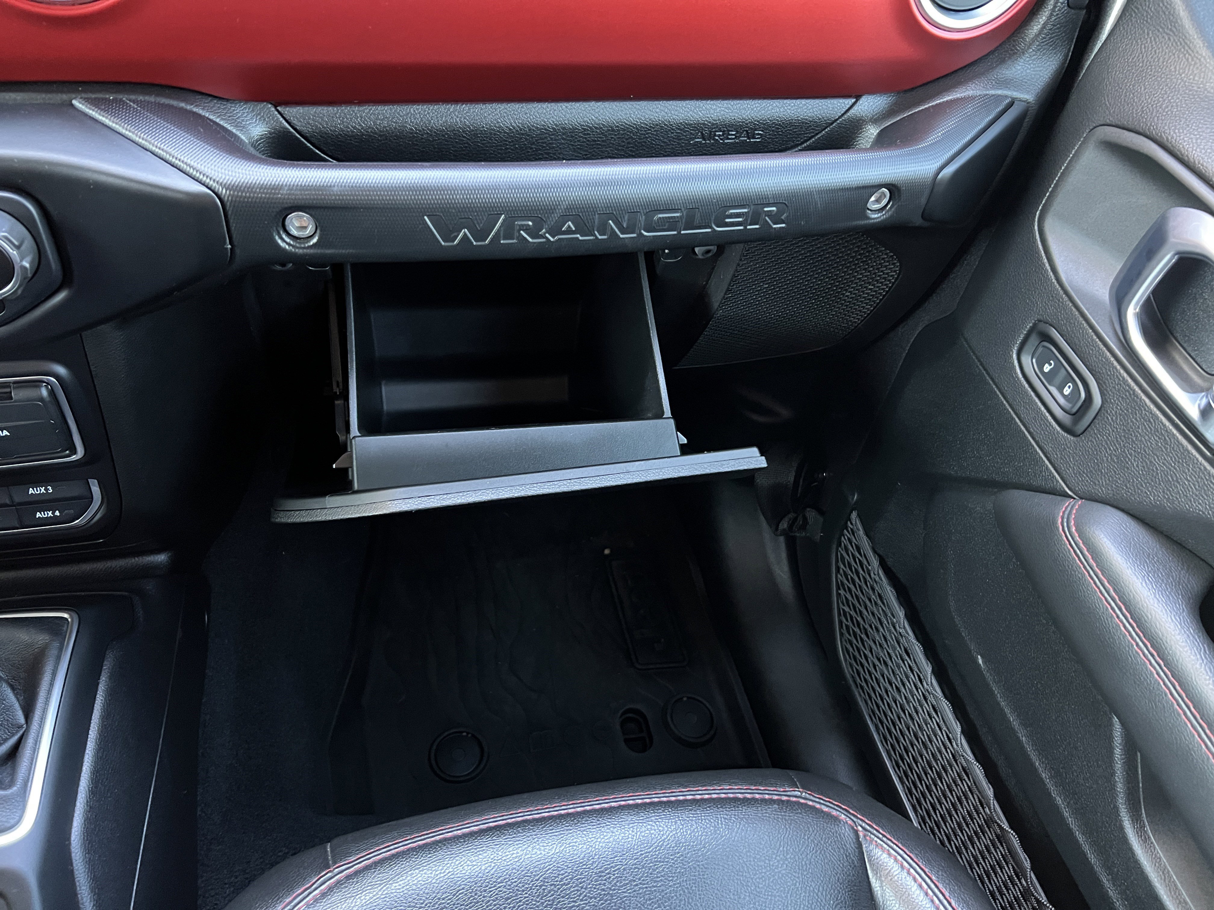 Used 2020 Jeep Wrangler Unlimited Rubicon w/ Uconnect 4C Nav & Sound Group image 35