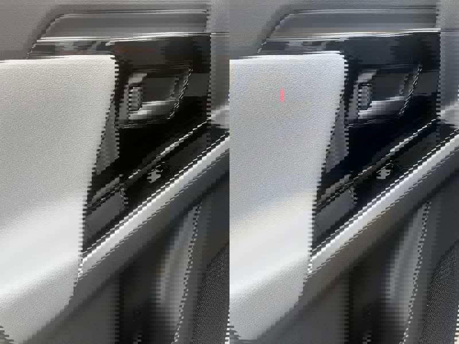 New 2024 Subaru Solterra Limited w/ Limited Package image 13