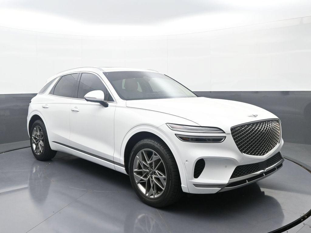 Used 2022 Genesis GV70 2.5T w/ Advanced Package AWD/4WD image 3
