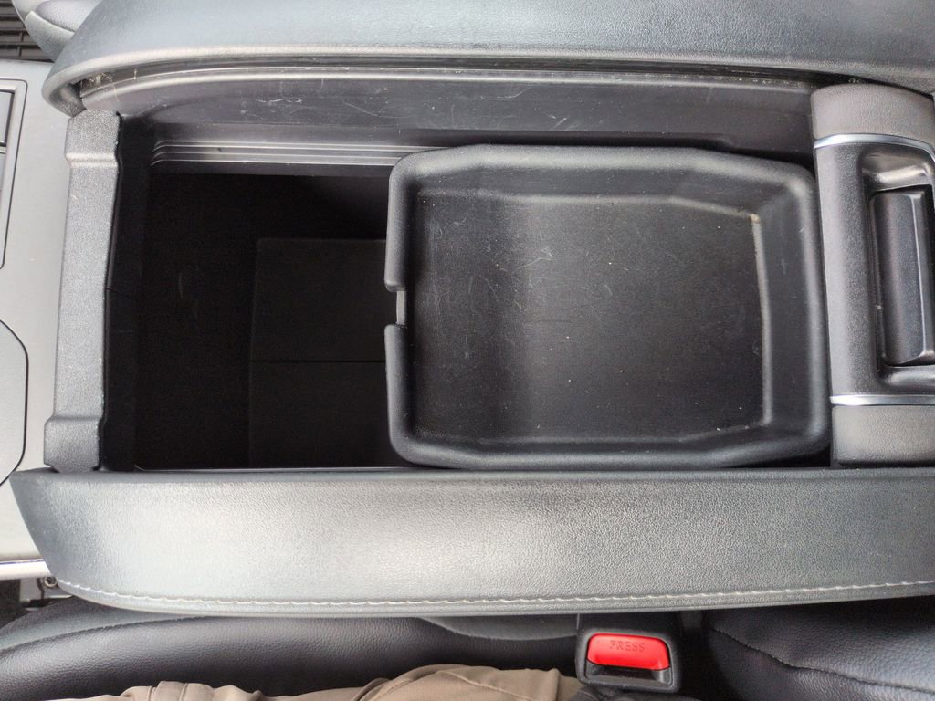 Used 2023 Toyota Highlander XLE image 26