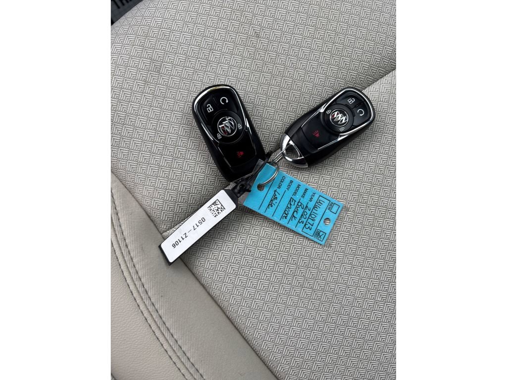 Used 2023 Buick Encore GX Select image 35