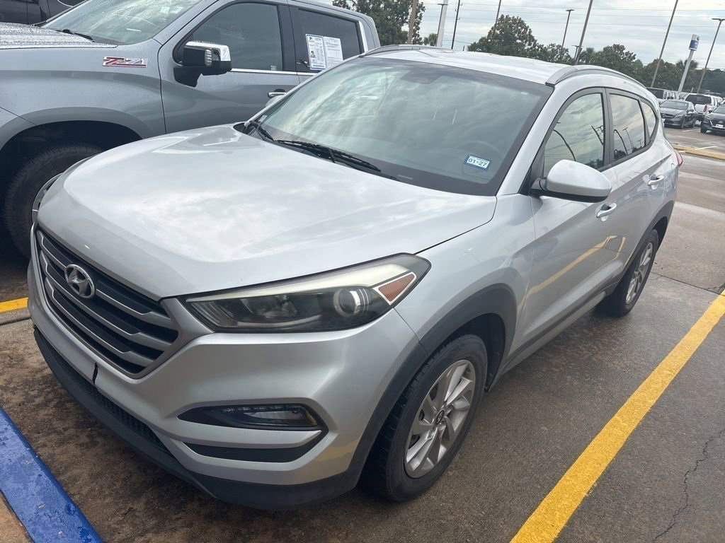 Used 2017 Hyundai Tucson SE AWD/4WD image 1