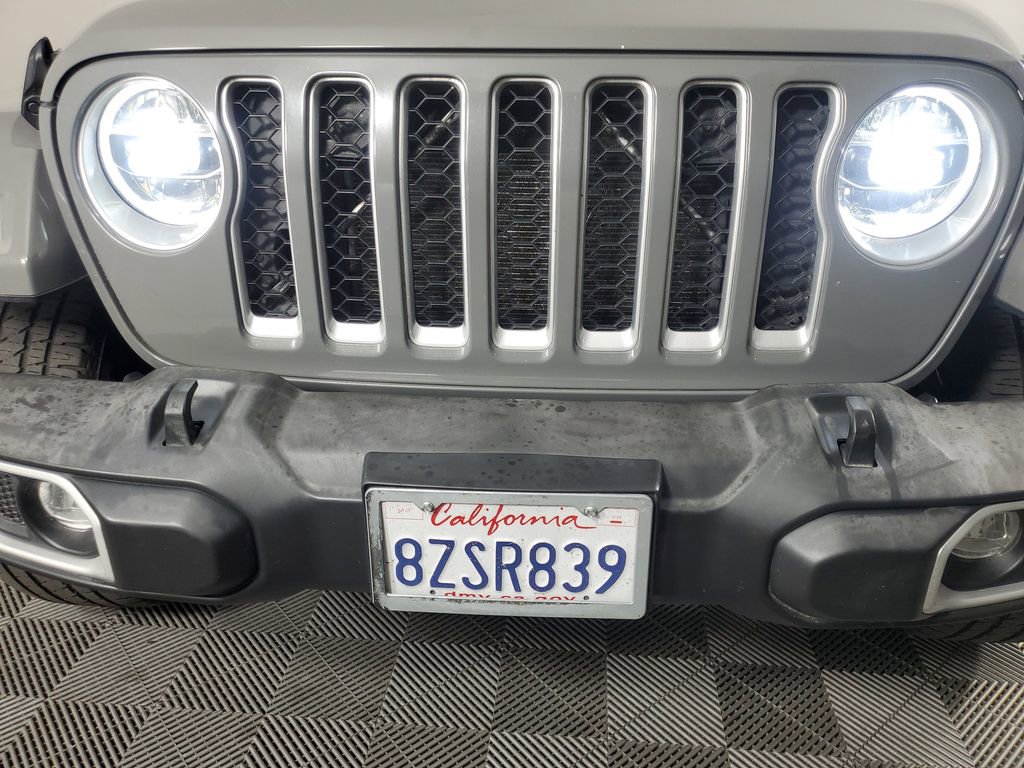 Used 2021 Jeep Wrangler Unlimited Sahara AWD/4WD image 10
