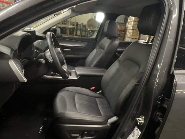 Used 2024 MAZDA CX-90 Plug-In Hybrid w/ Preferred image 17