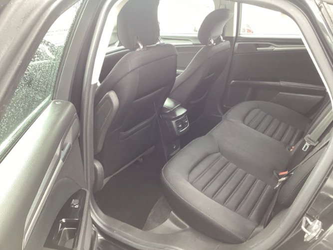 Used 2013 Ford Fusion SE image 7