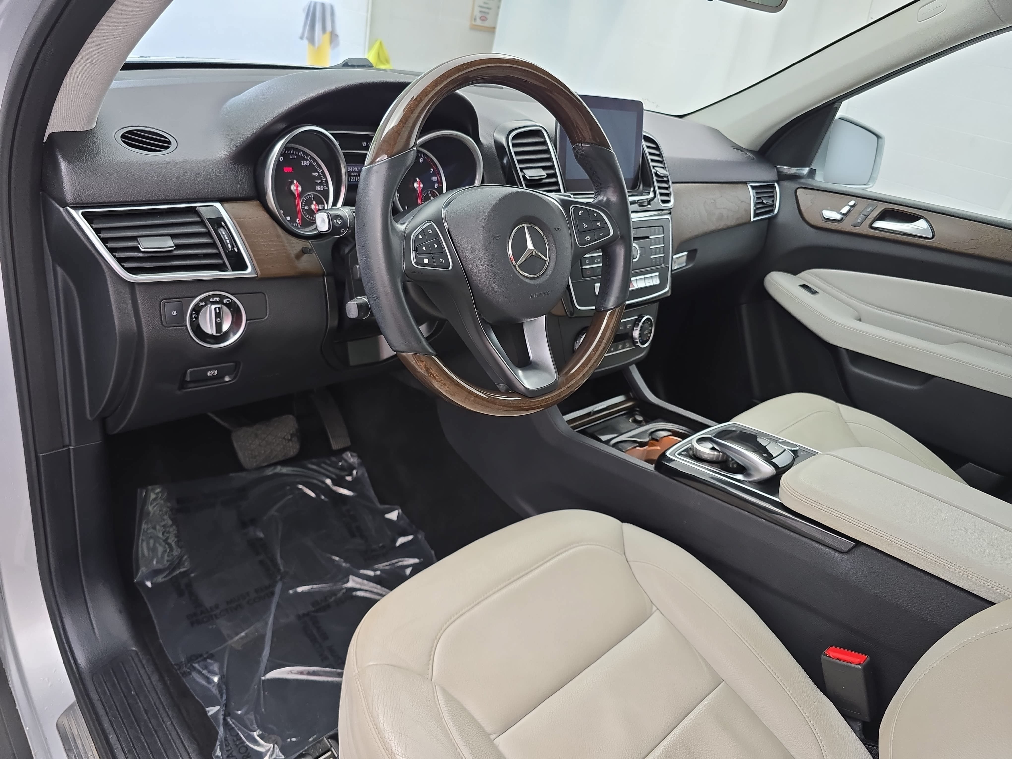 Used 2017 Mercedes-Benz GLE 350 4MATIC image 16