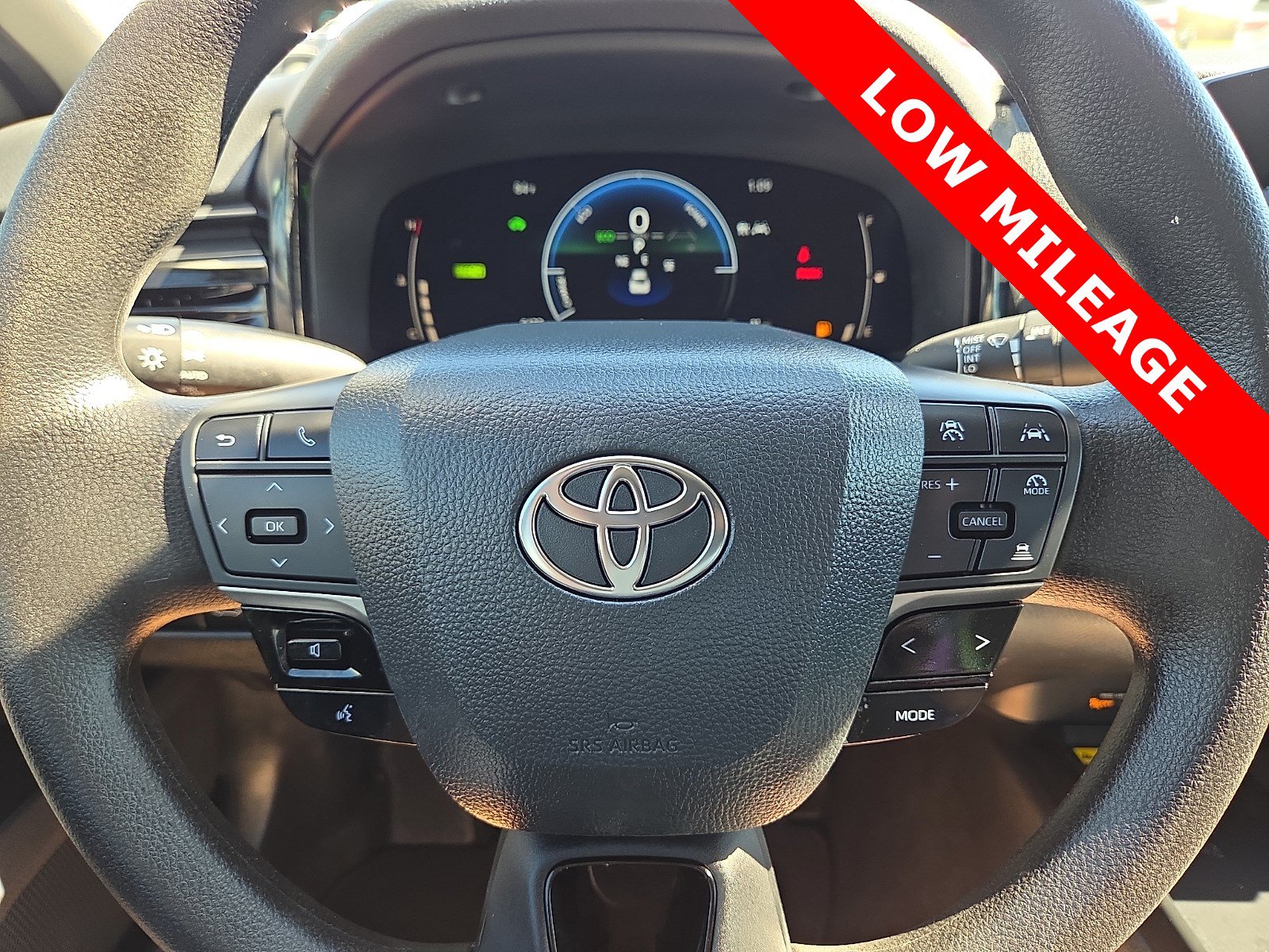 Used 2026 Toyota Camry LE w/ Convenience Package FWD image 24
