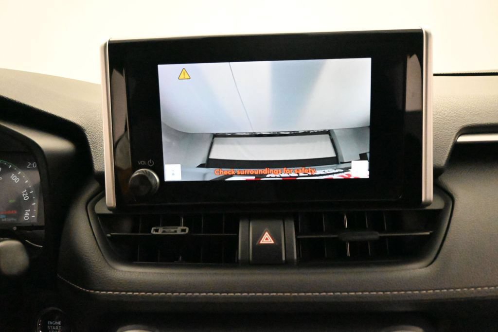 Used 2023 Toyota RAV4 XLE AWD/4WD image 19