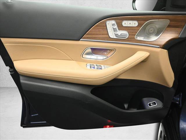 New 2026 Mercedes-Benz GLS 450 4MATIC image 19