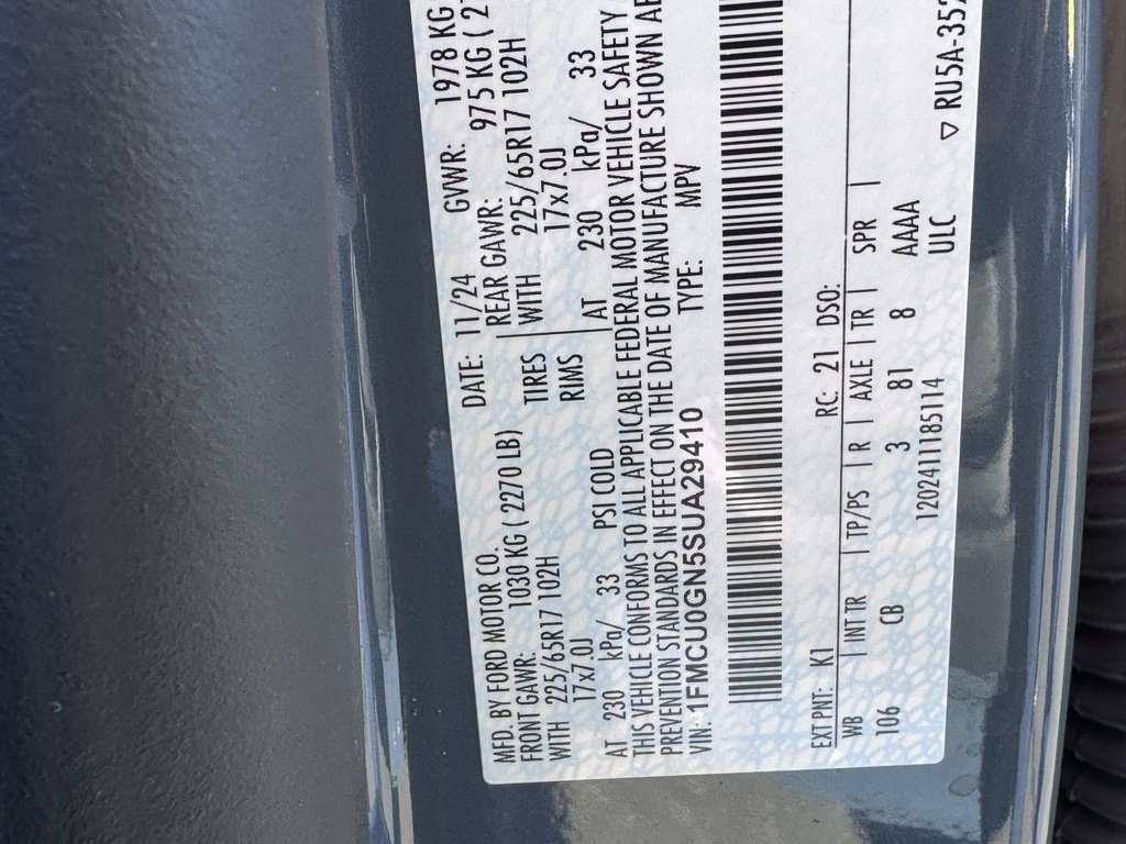 Used 2025 Ford Escape Active image 41