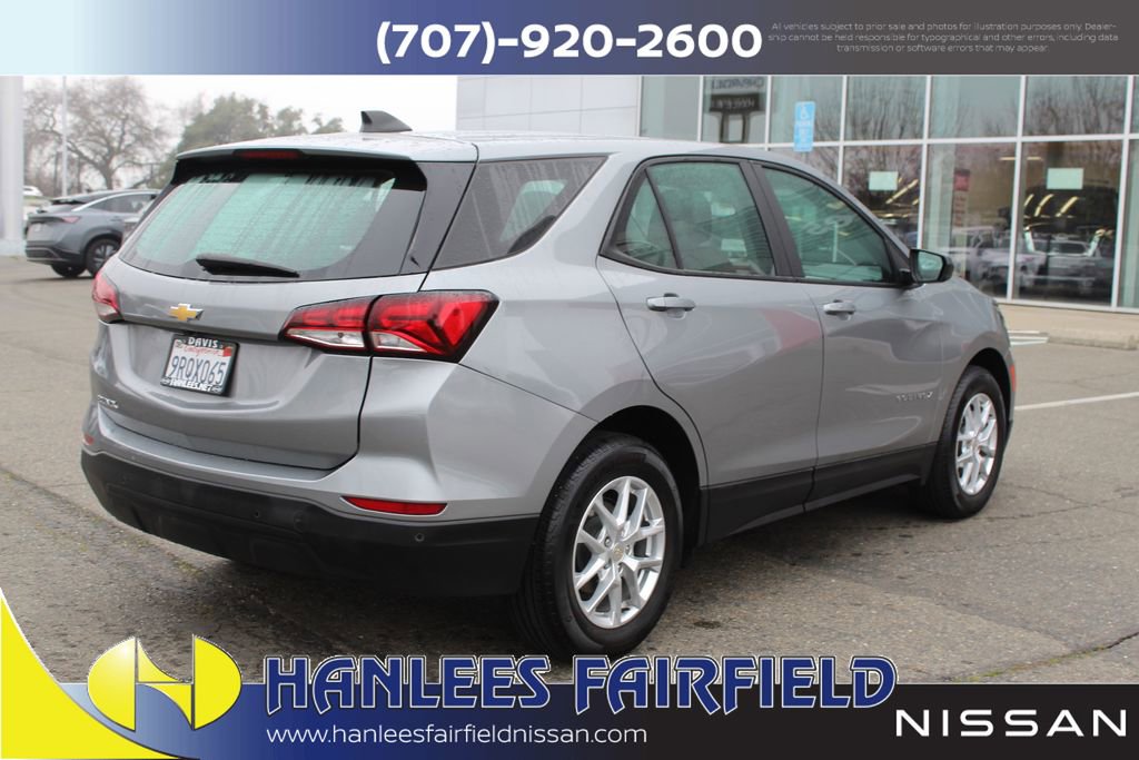 Used 2024 Chevrolet Equinox LS w/ Driver Confidence II Package FWD image 7