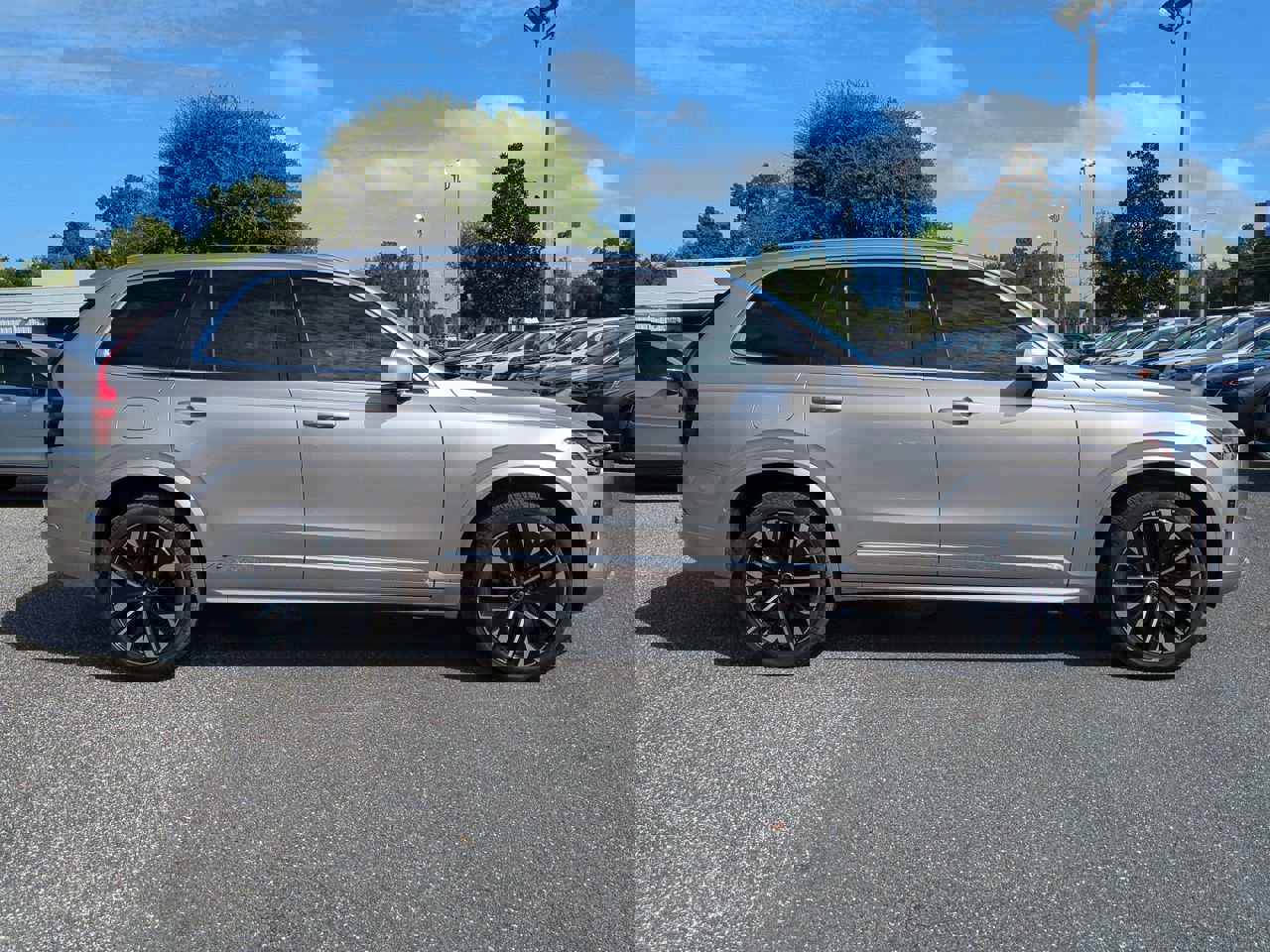 New 2026 Volvo XC90 T8 Ultra image 3