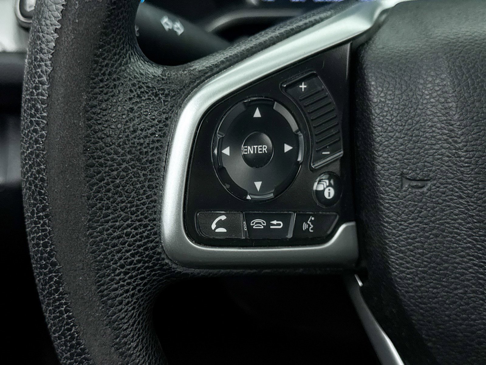 Used 2018 Honda Civic EX image 18