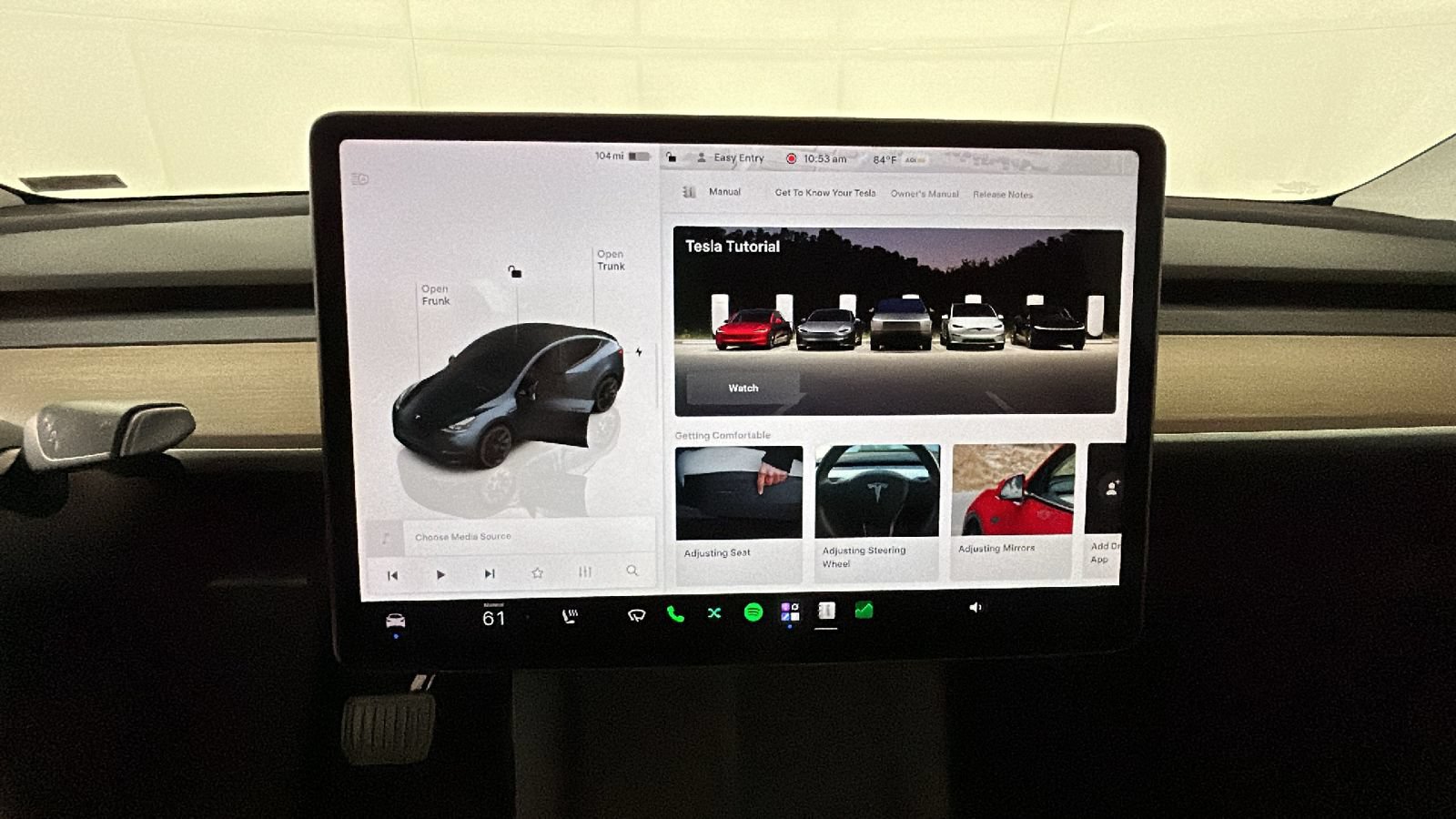 Used 2024 Tesla Model Y Long Range AWD/4WD image 21