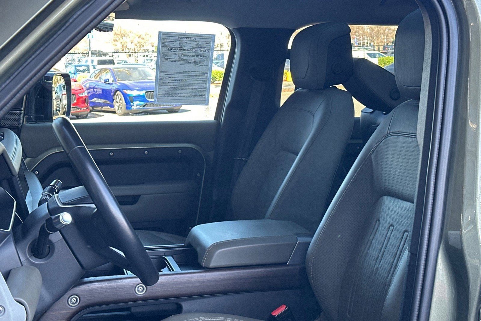 Used 2020 Land Rover Defender 110 HSE image 5