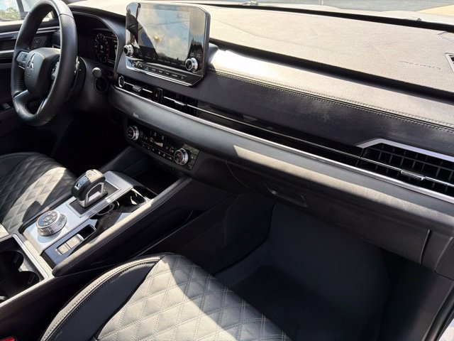 Used 2024 Mitsubishi Outlander SEL FWD image 26