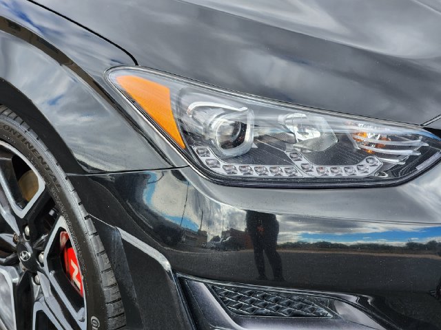 Used 2022 Hyundai Veloster N FWD image 9