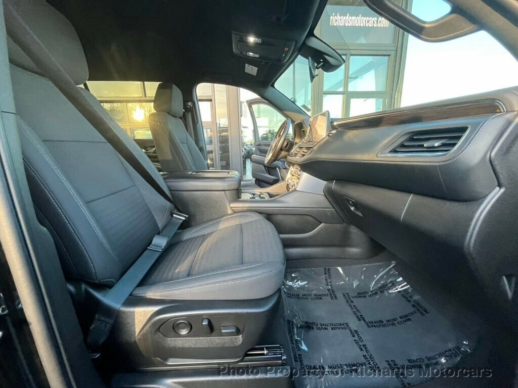 Used 2022 GMC Yukon XL SLE image 23