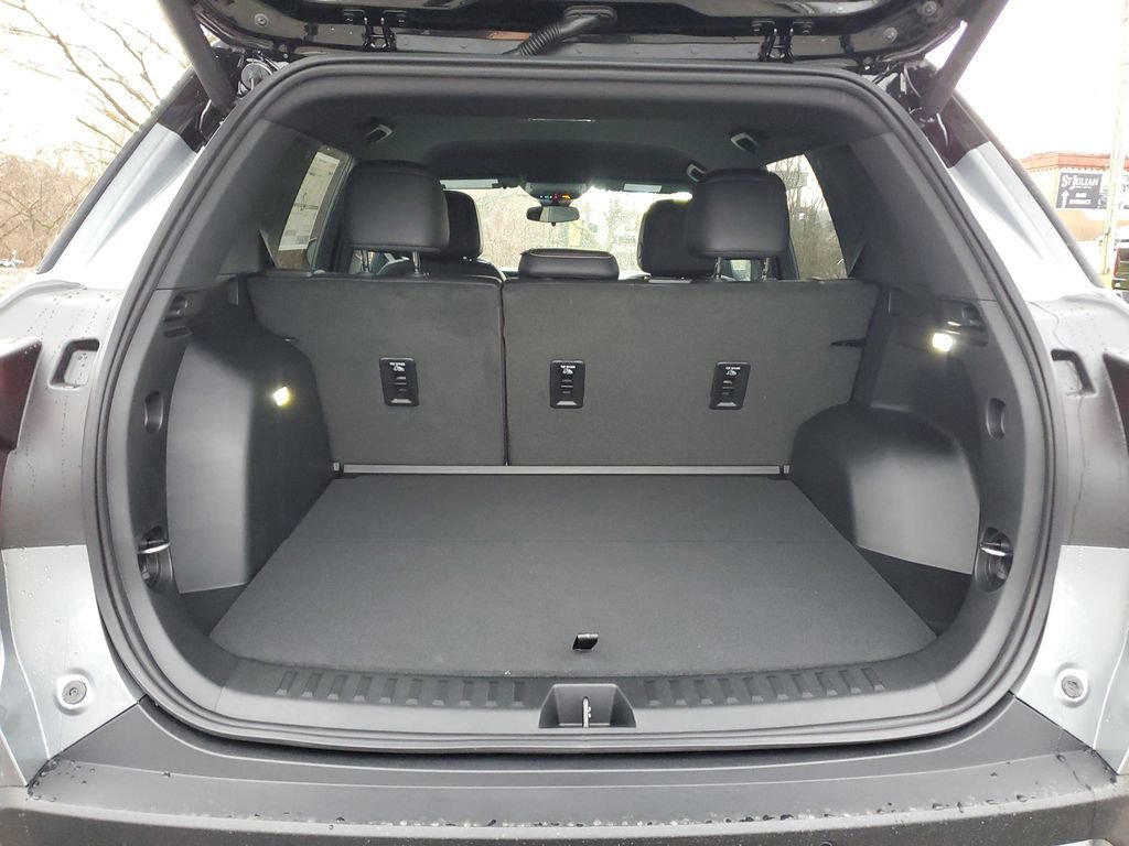 New 2026 GMC Terrain Elevation w/ Elevation Premium Package AWD/4WD image 9