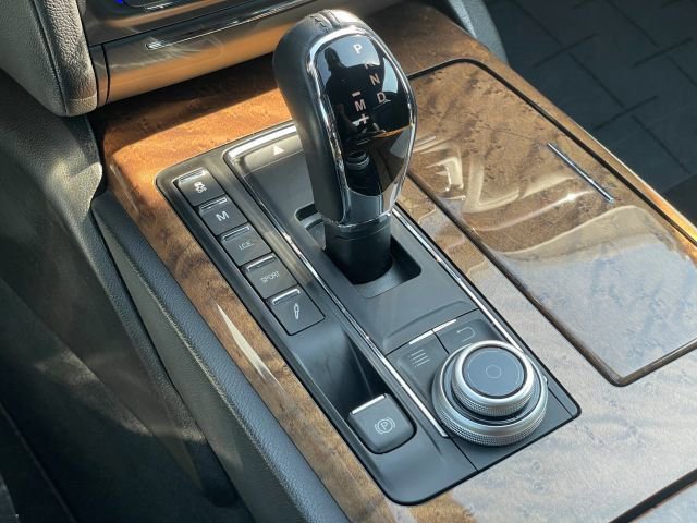 Used 2018 Maserati Quattroporte S Q4 AWD/4WD image 32