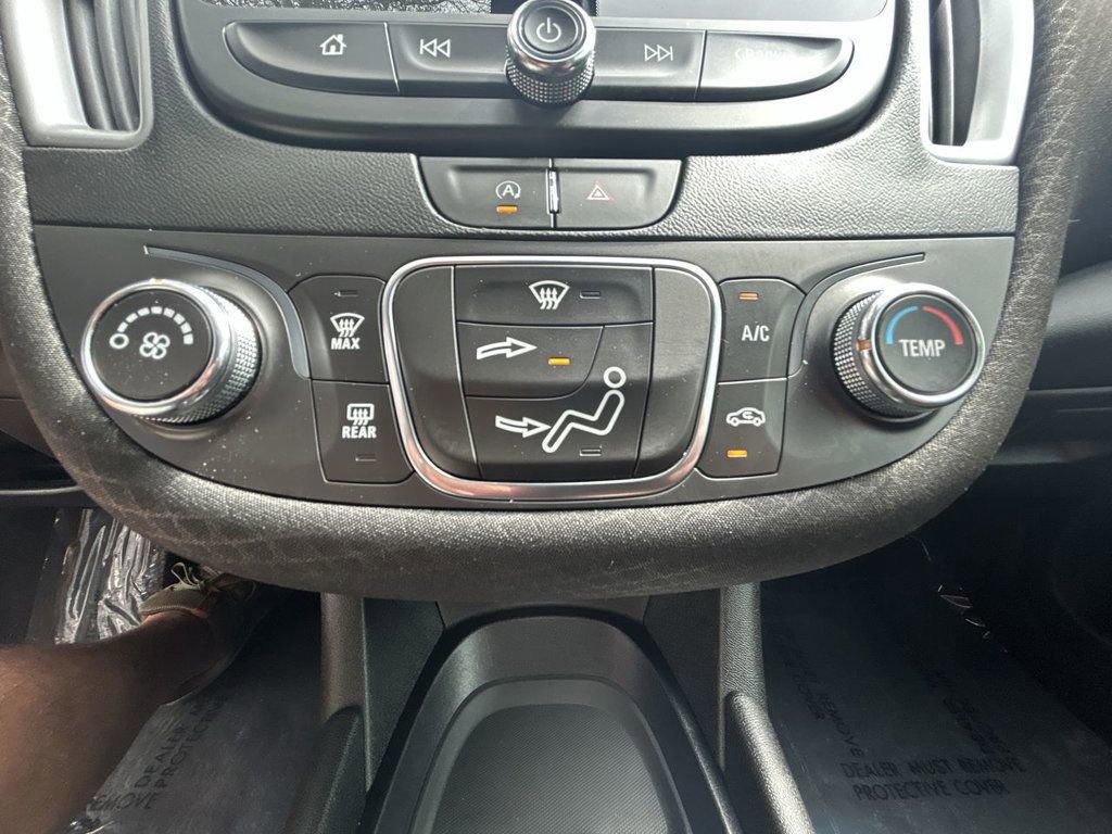 Used 2022 Chevrolet Malibu LS FWD image 19