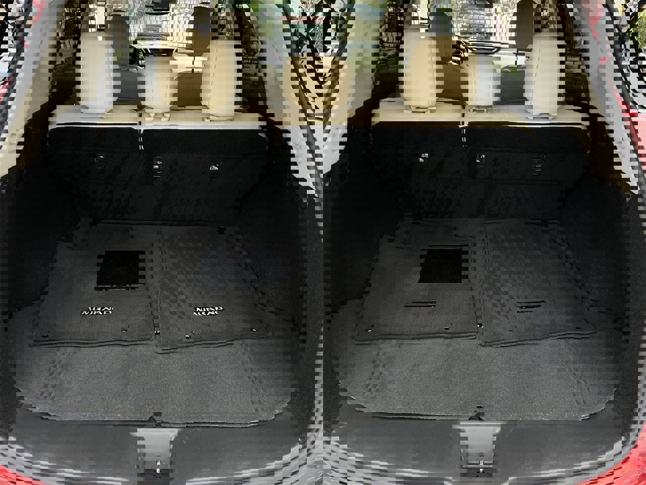 Used 2020 Nissan Murano SV w/ Premium Package image 26