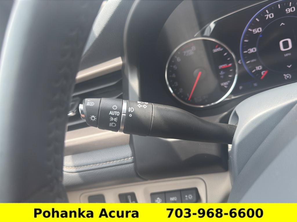 Used 2020 GMC Acadia Denali w/ Denali Ultimate Package AWD/4WD image 10