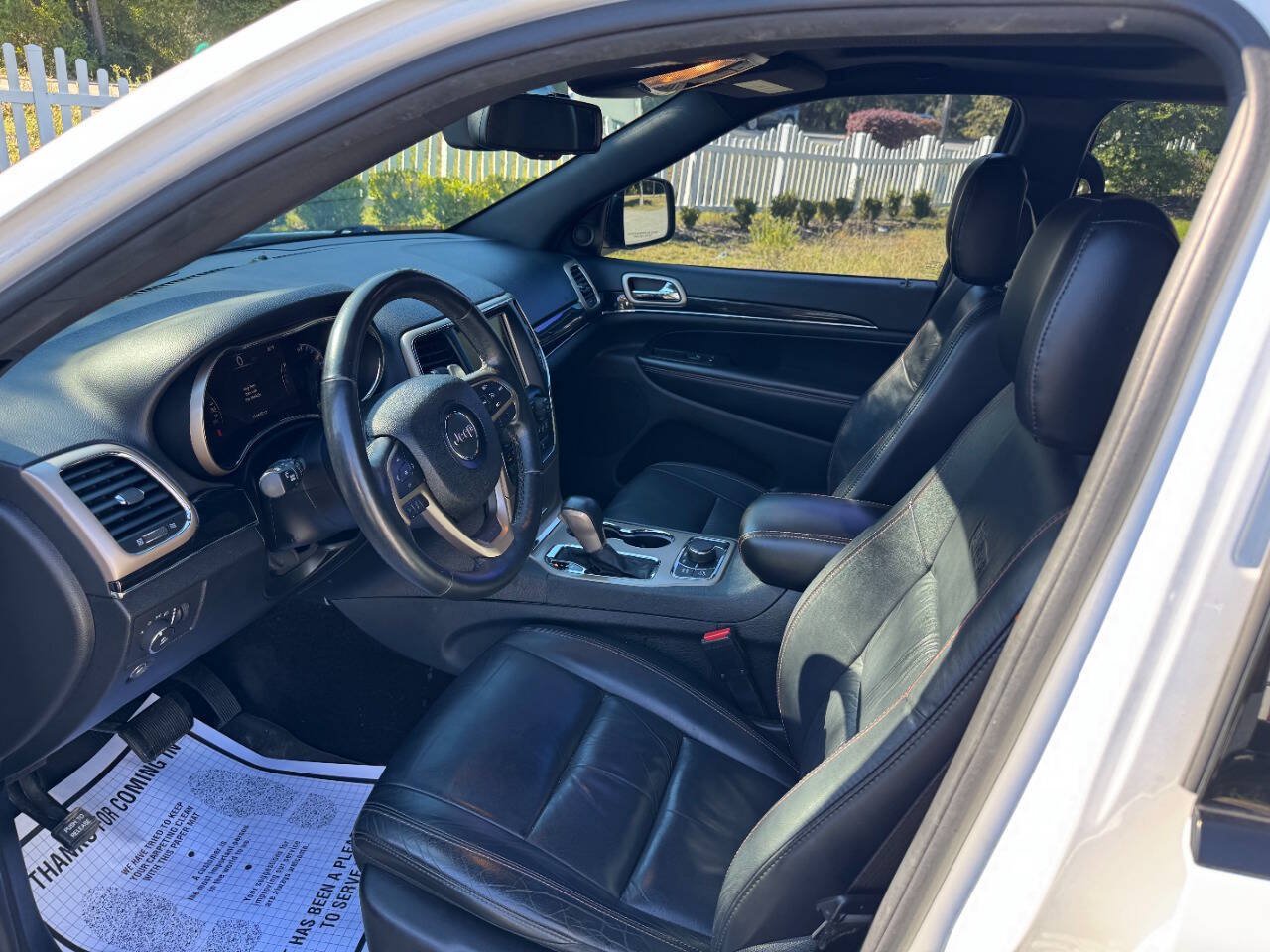 Used 2016 Jeep Grand Cherokee Limited 75th Anniversary AWD/4WD image 9
