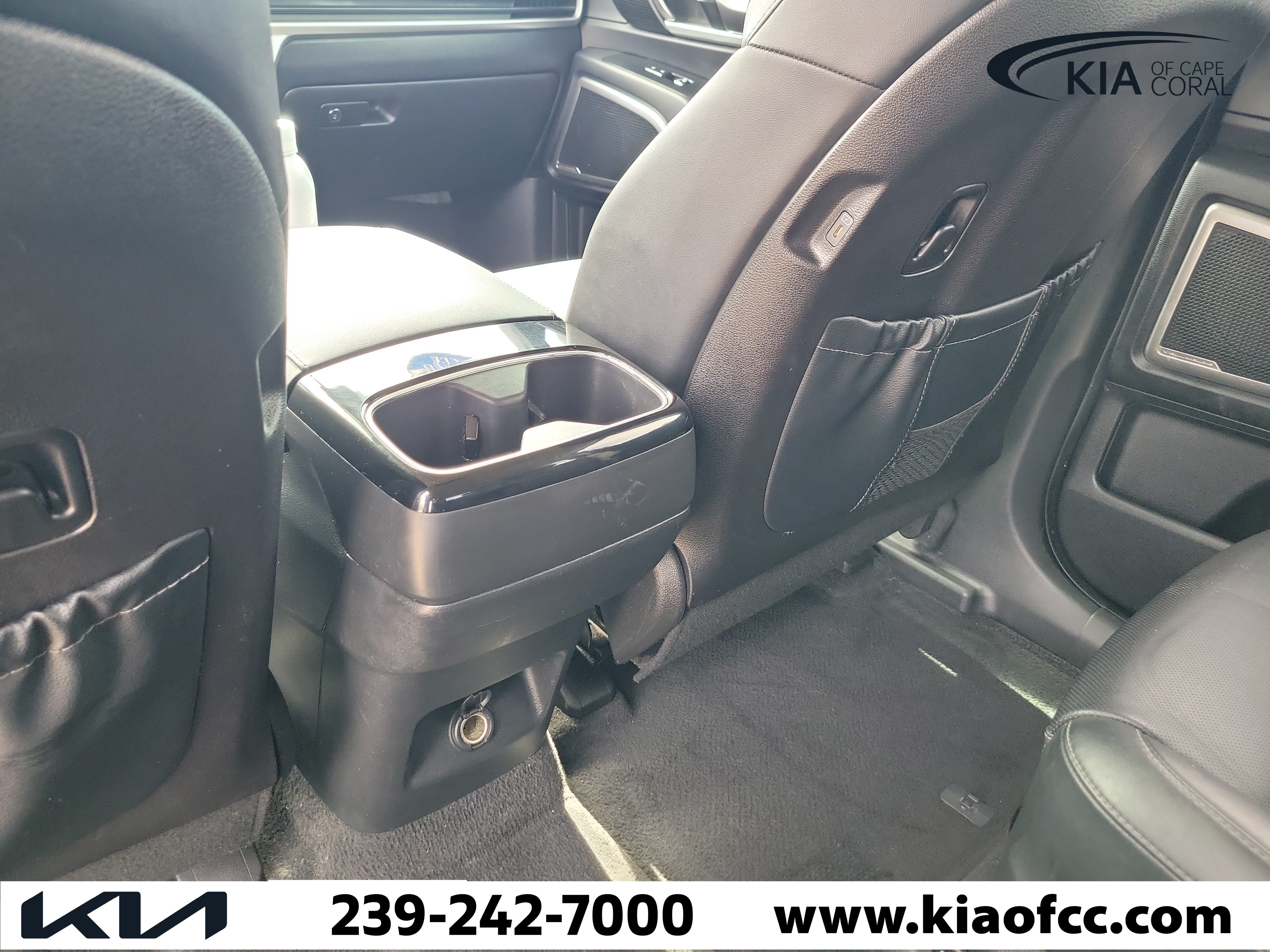 Certified 2023 Kia Telluride S w/ S Sunroof Package AWD/4WD image 13