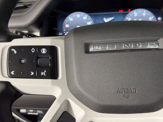 New 2026 Land Rover Defender 110 X-Dynamic SE AWD/4WD image 31