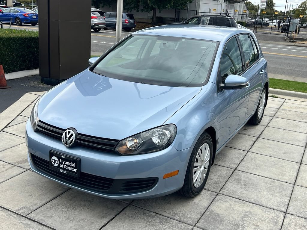 Used 2012 Volkswagen Golf 4-Door FWD image 3