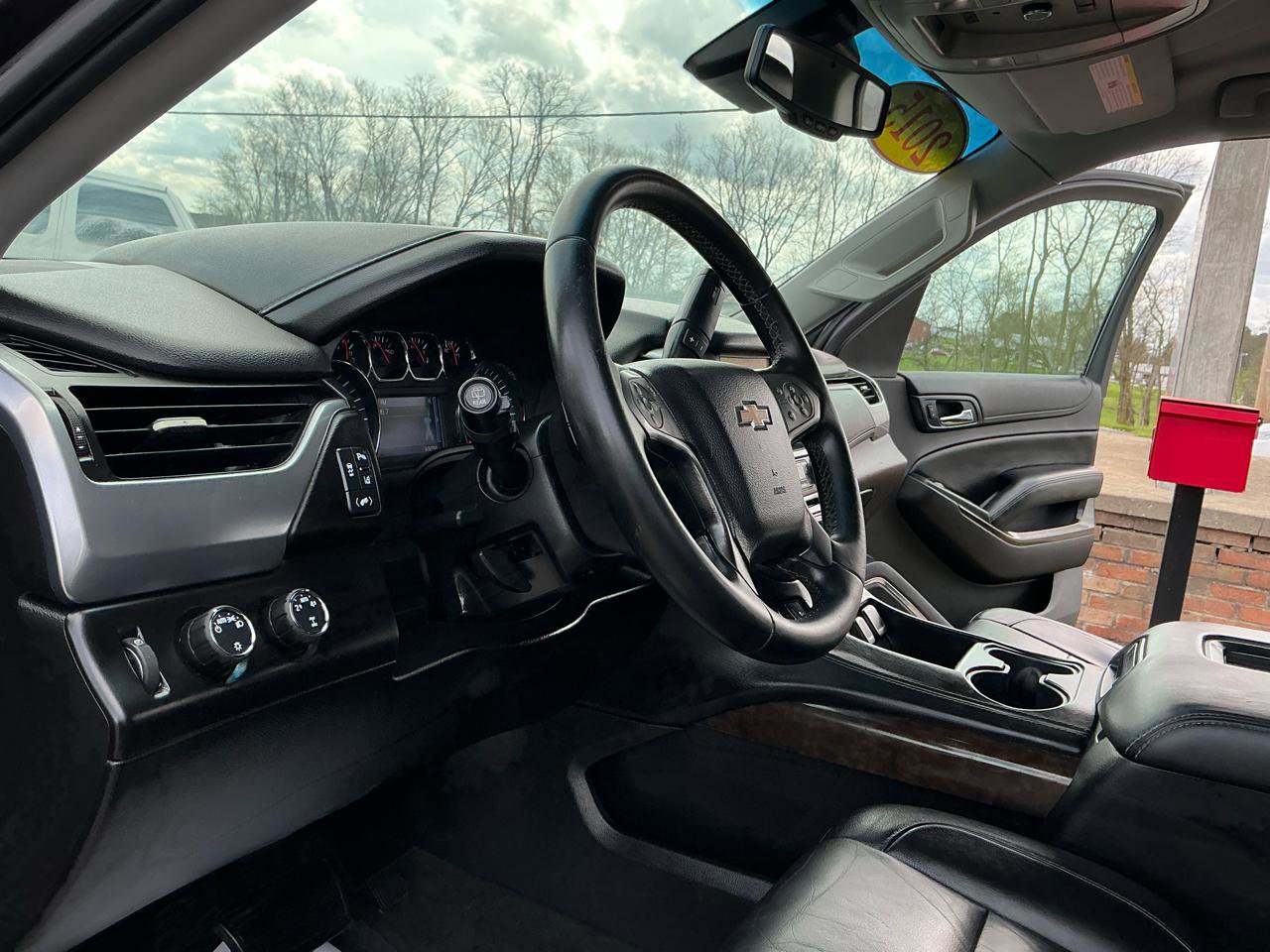 Used 2015 Chevrolet Tahoe LT image 15