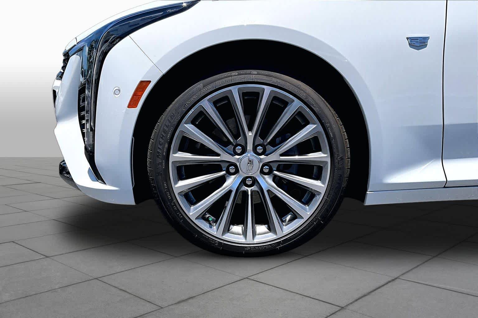 Used 2025 Cadillac CT5 Premium Luxury RWD image 11