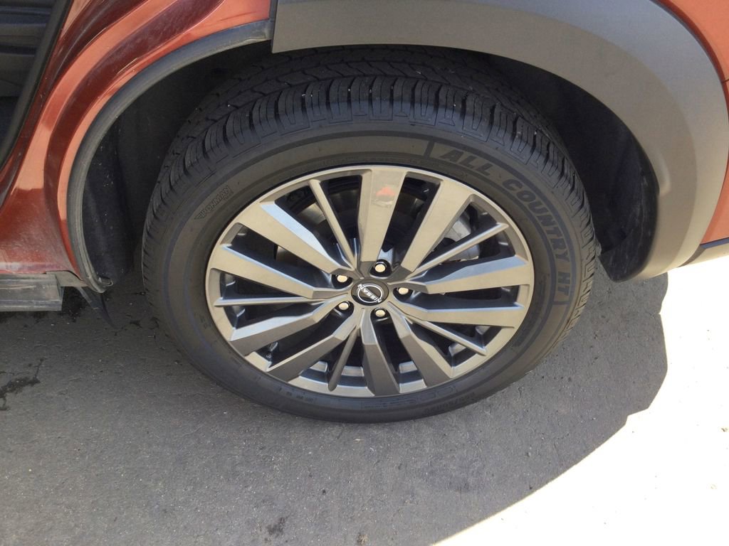 Used 2022 Nissan Pathfinder SL w/ SL Premium Package image 28