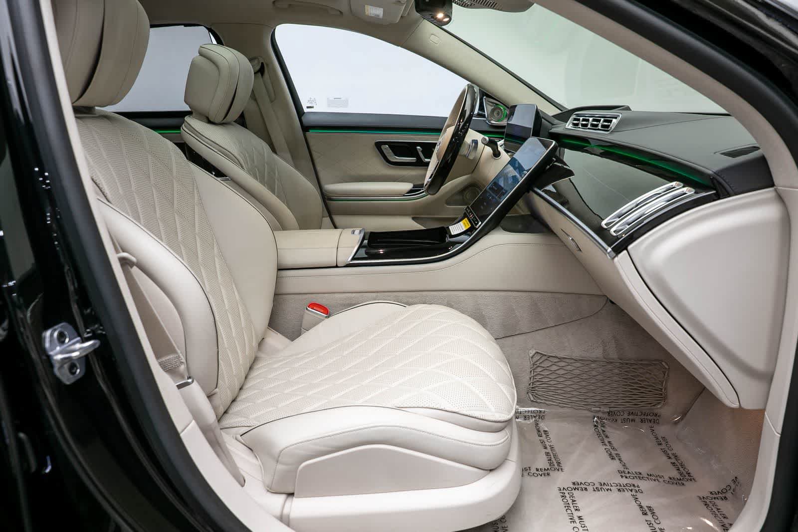Used 2022 Mercedes-Benz S 580 4MATIC Sedan w/ Rear Seat Package image 13